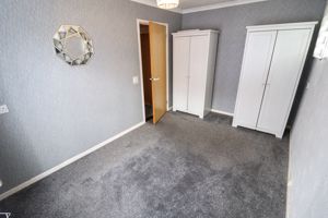 Bedroom- click for photo gallery